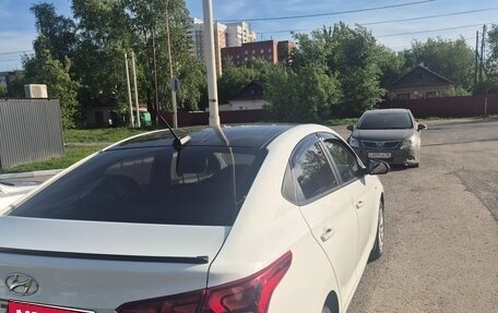 Hyundai Solaris II рестайлинг, 2019 год, 1 068 000 рублей, 3 фотография