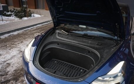 Tesla Model 3 I, 2023 год, 3 898 000 рублей, 27 фотография