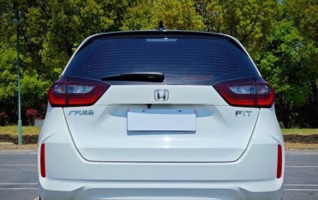 Honda Fit, 2021 год, 1 170 000 рублей, 6 фотография