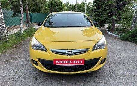 Opel Astra J, 2013 год, 927 000 рублей, 2 фотография