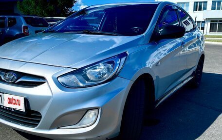 Hyundai Solaris II рестайлинг, 2011 год, 549 000 рублей, 6 фотография