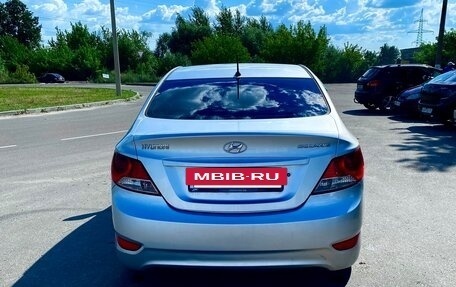 Hyundai Solaris II рестайлинг, 2011 год, 549 000 рублей, 4 фотография