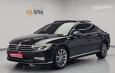 Volkswagen Passat B8 рестайлинг, 2021 год, 2 590 000 рублей, 1 фотография
