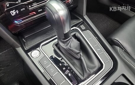 Volkswagen Passat B8 рестайлинг, 2021 год, 2 590 000 рублей, 14 фотография