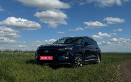 Hyundai Santa Fe IV, 2018 год, 3 300 000 рублей, 2 фотография