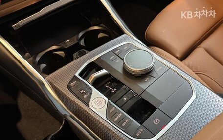 BMW 3 серия, 2024 год, 5 600 000 рублей, 10 фотография