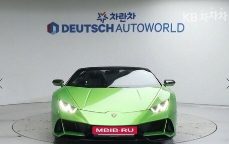 Lamborghini Huracán, 2022 год, 28 490 000 рублей, 2 фотография