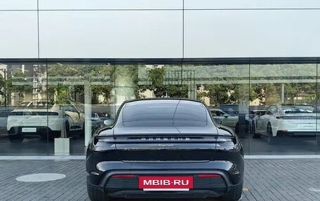 Porsche Taycan I, 2022 год, 8 052 334 рублей, 3 фотография