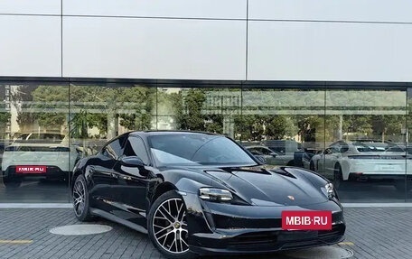 Porsche Taycan I, 2022 год, 8 052 334 рублей, 4 фотография