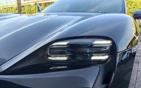 Porsche Taycan I, 2022 год, 8 052 334 рублей, 7 фотография