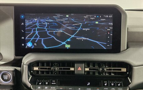 Toyota Land Cruiser Prado, 2024 год, 11 490 000 рублей, 15 фотография