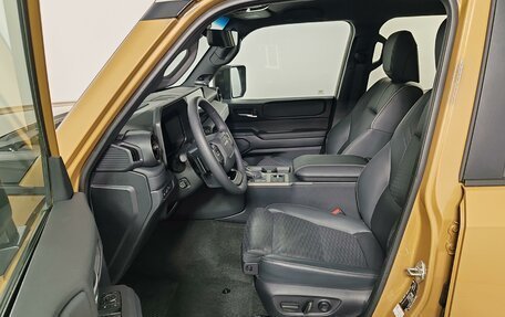 Toyota Land Cruiser Prado, 2024 год, 11 490 000 рублей, 16 фотография