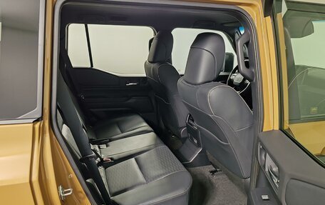 Toyota Land Cruiser Prado, 2024 год, 11 490 000 рублей, 19 фотография