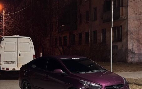 Hyundai Solaris II рестайлинг, 2013 год, 990 000 рублей, 8 фотография