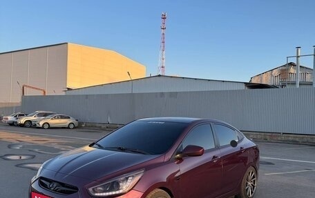 Hyundai Solaris II рестайлинг, 2013 год, 990 000 рублей, 9 фотография