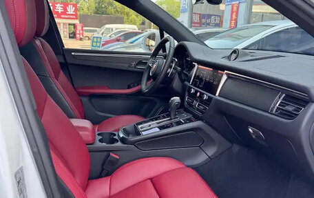 Porsche Macan I рестайлинг, 2022 год, 4 618 334 рублей, 7 фотография
