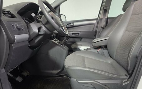 Opel Zafira B, 2011 год, 795 000 рублей, 10 фотография