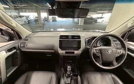 Toyota Land Cruiser Prado 150 рестайлинг 2, 2021 год, 3 514 123 рублей, 2 фотография