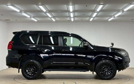 Toyota Land Cruiser Prado 150 рестайлинг 2, 2021 год, 3 514 123 рублей, 22 фотография