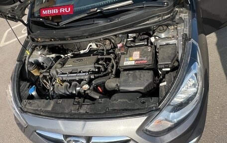 Hyundai Solaris II рестайлинг, 2013 год, 1 200 000 рублей, 8 фотография