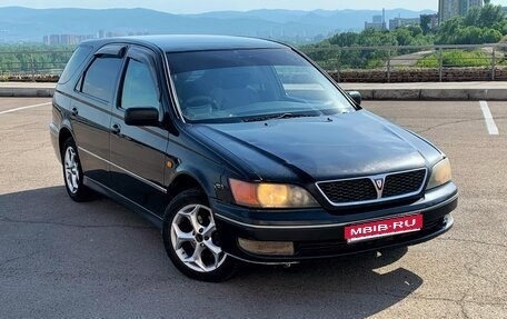 Toyota Vista V30, 1999 год, 415 000 рублей, 1 фотография