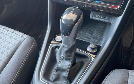 Volkswagen T-Cross I, 2021 год, 1 300 000 рублей, 30 фотография