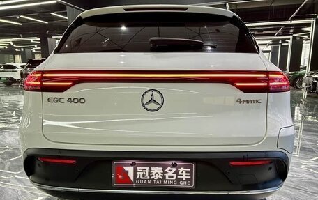 Mercedes-Benz EQC, 2022 год, 3 050 000 рублей, 5 фотография