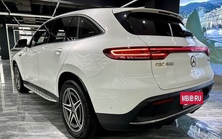 Mercedes-Benz EQC, 2022 год, 3 050 000 рублей, 6 фотография