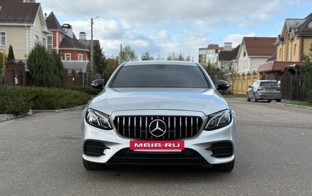 Mercedes-Benz E-Класс, 2016 год, 2 600 000 рублей, 3 фотография