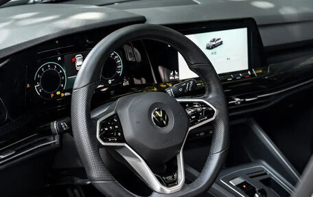 Volkswagen Golf VIII, 2022 год, 1 699 123 рублей, 5 фотография