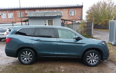Honda Pilot III рестайлинг, 2020 год, 4 400 000 рублей, 2 фотография