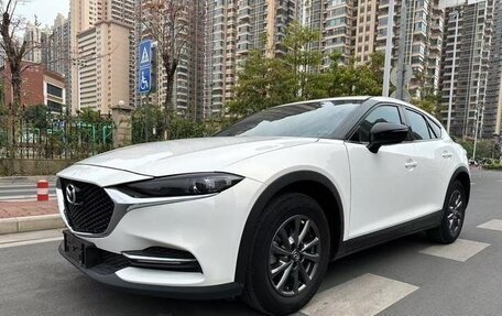 Mazda CX-4, 2021 год, 1 700 443 рублей, 2 фотография