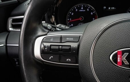 KIA K5, 2021 год, 2 300 000 рублей, 15 фотография
