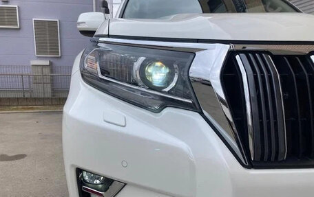 Toyota Land Cruiser Prado 150 рестайлинг 2, 2021 год, 3 450 000 рублей, 9 фотография