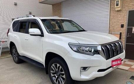 Toyota Land Cruiser Prado 150 рестайлинг 2, 2021 год, 3 450 000 рублей, 3 фотография