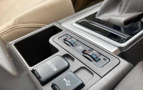Toyota Land Cruiser Prado 150 рестайлинг 2, 2021 год, 3 450 000 рублей, 23 фотография