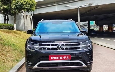 Volkswagen Teramont I, 2022 год, 3 150 000 рублей, 2 фотография