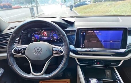 Volkswagen Teramont I, 2022 год, 3 150 000 рублей, 12 фотография