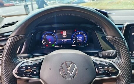 Volkswagen Teramont I, 2022 год, 3 150 000 рублей, 13 фотография
