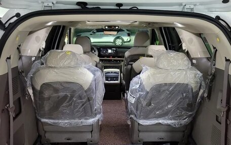 KIA Carnival, 2023 год, 3 330 000 рублей, 12 фотография