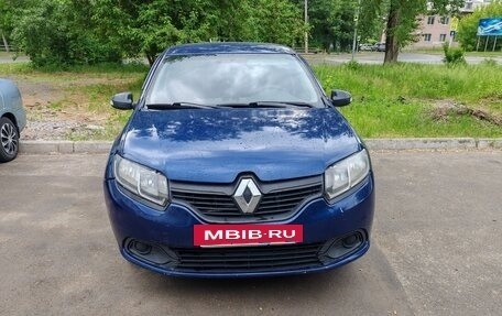 Renault Logan II, 2014 год, 450 000 рублей, 3 фотография