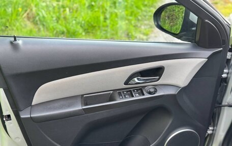 Chevrolet Cruze II, 2012 год, 890 000 рублей, 19 фотография
