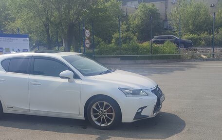 Lexus CT I рестайлинг, 2014 год, 1 500 000 рублей, 24 фотография