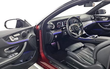 Mercedes-Benz E-Класс, 2018 год, 3 054 000 рублей, 19 фотография