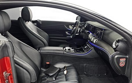Mercedes-Benz E-Класс, 2018 год, 3 054 000 рублей, 20 фотография