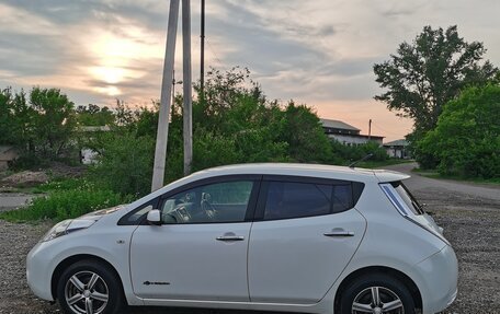 Nissan Leaf I, 2015 год, 670 000 рублей, 4 фотография