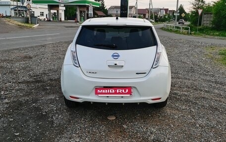 Nissan Leaf I, 2015 год, 670 000 рублей, 2 фотография