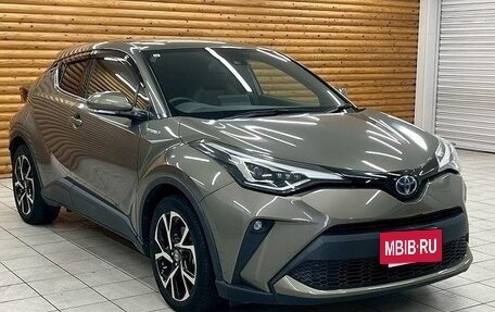 Toyota C-HR I рестайлинг, 2022 год, 1 598 000 рублей, 2 фотография