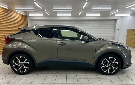 Toyota C-HR I рестайлинг, 2022 год, 1 598 000 рублей, 6 фотография