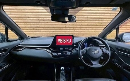 Toyota C-HR I рестайлинг, 2022 год, 1 598 000 рублей, 25 фотография